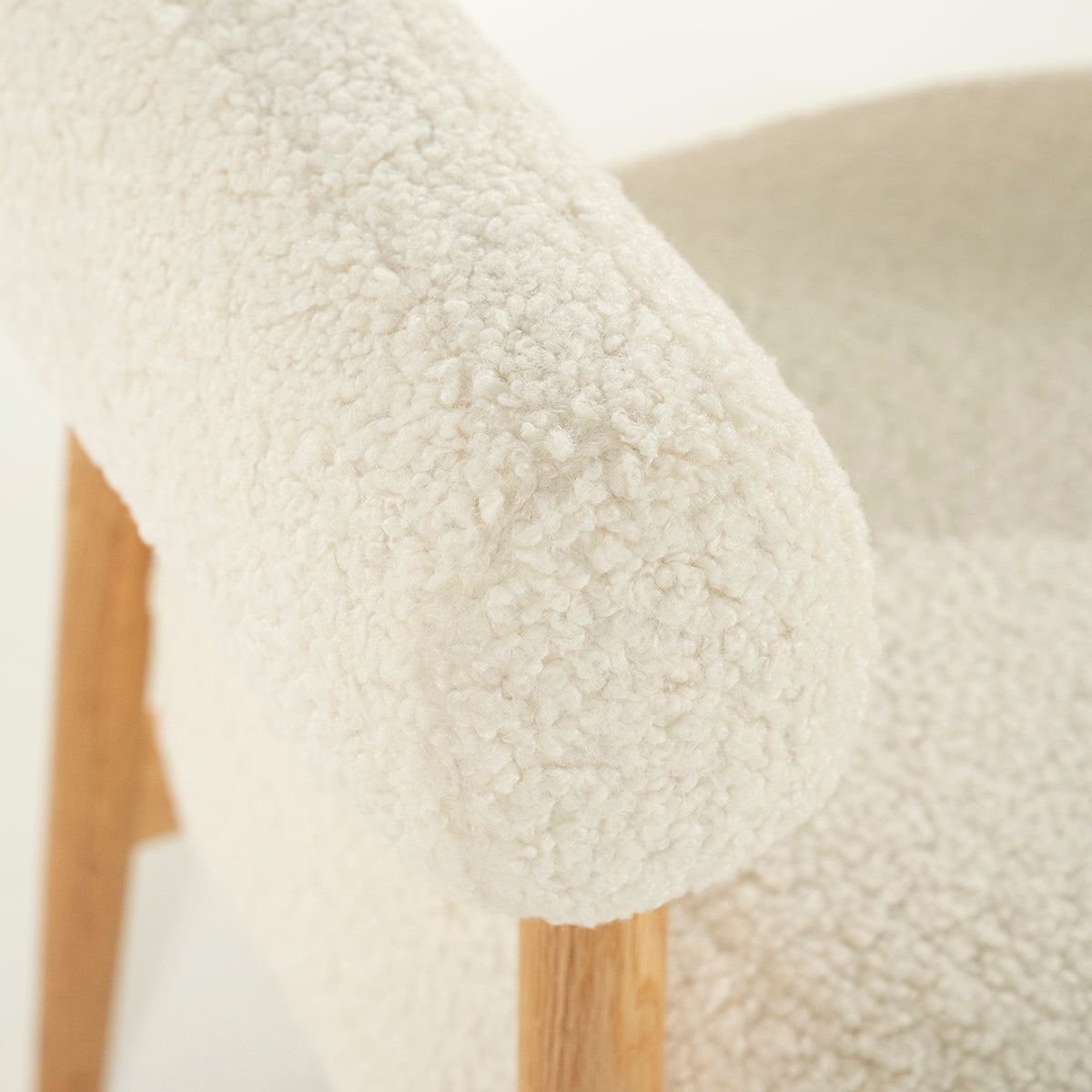 Mysa Lounge Chair