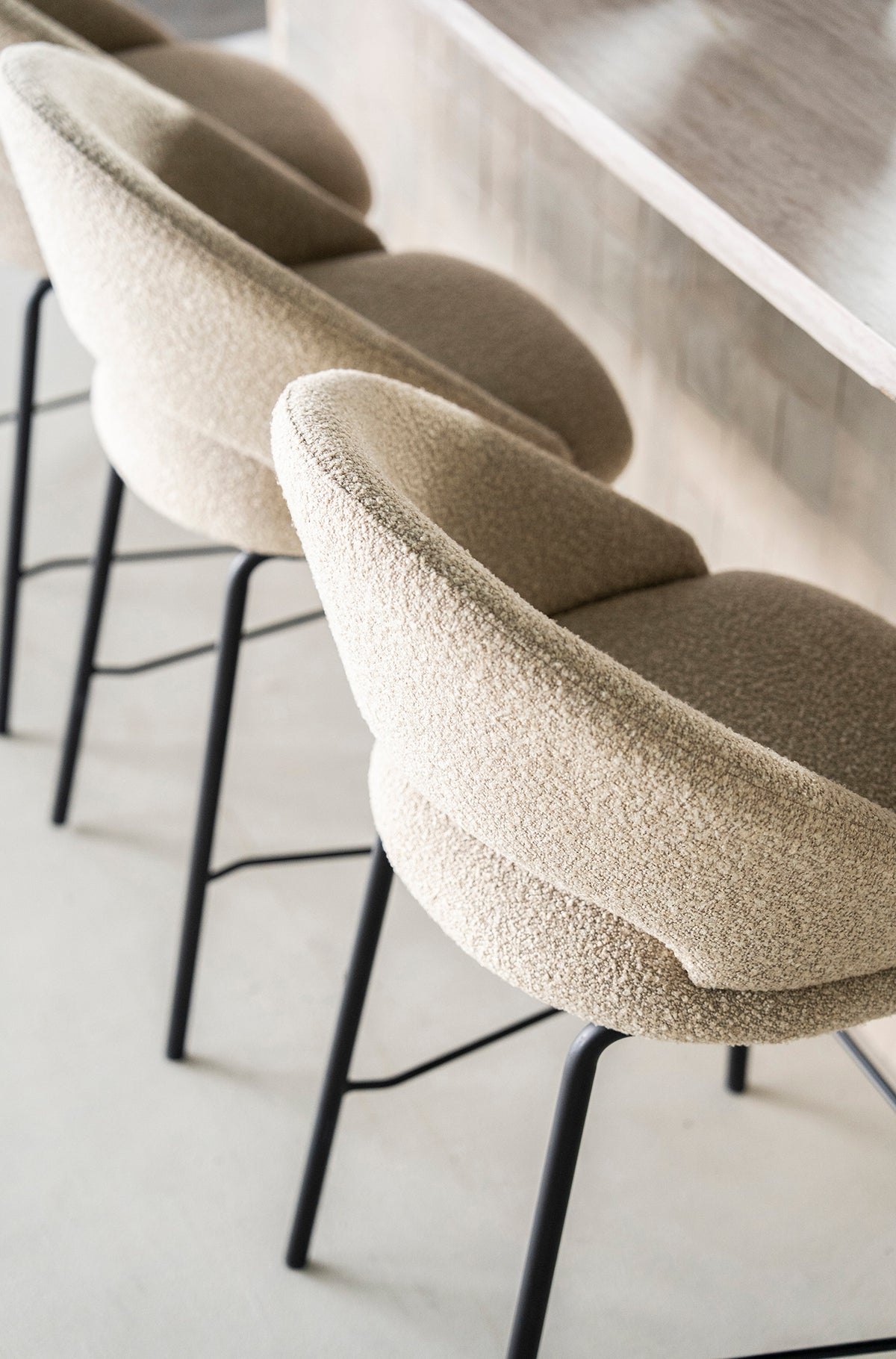 Nido Counter Stool