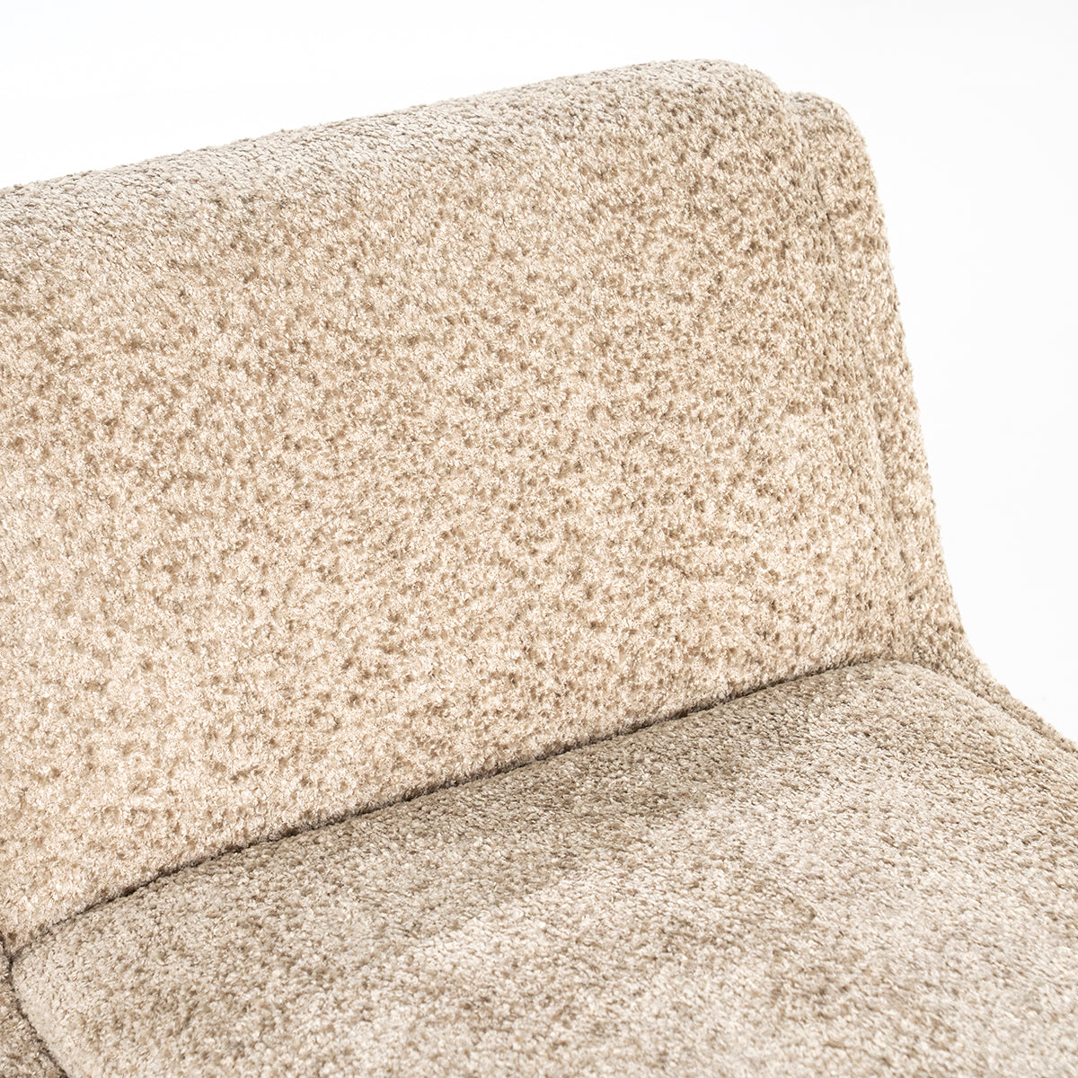 Omla Lounge Chair