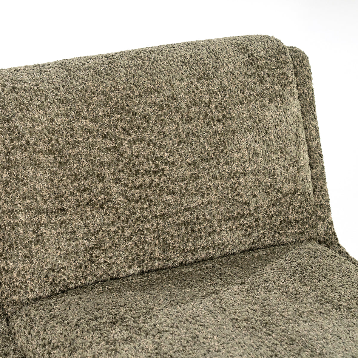 Omla Lounge Chair