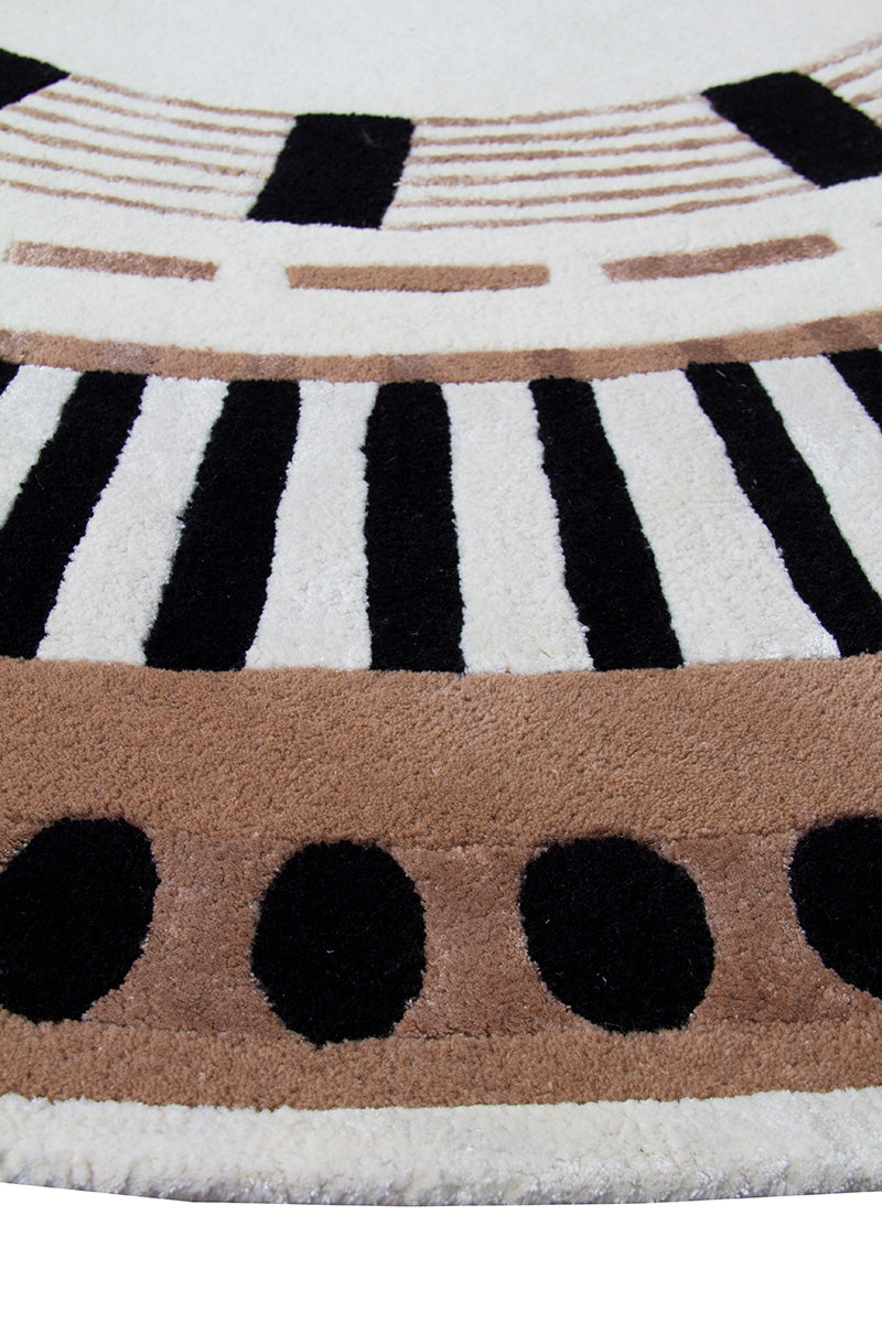 Roma Ivory Oval Carpet