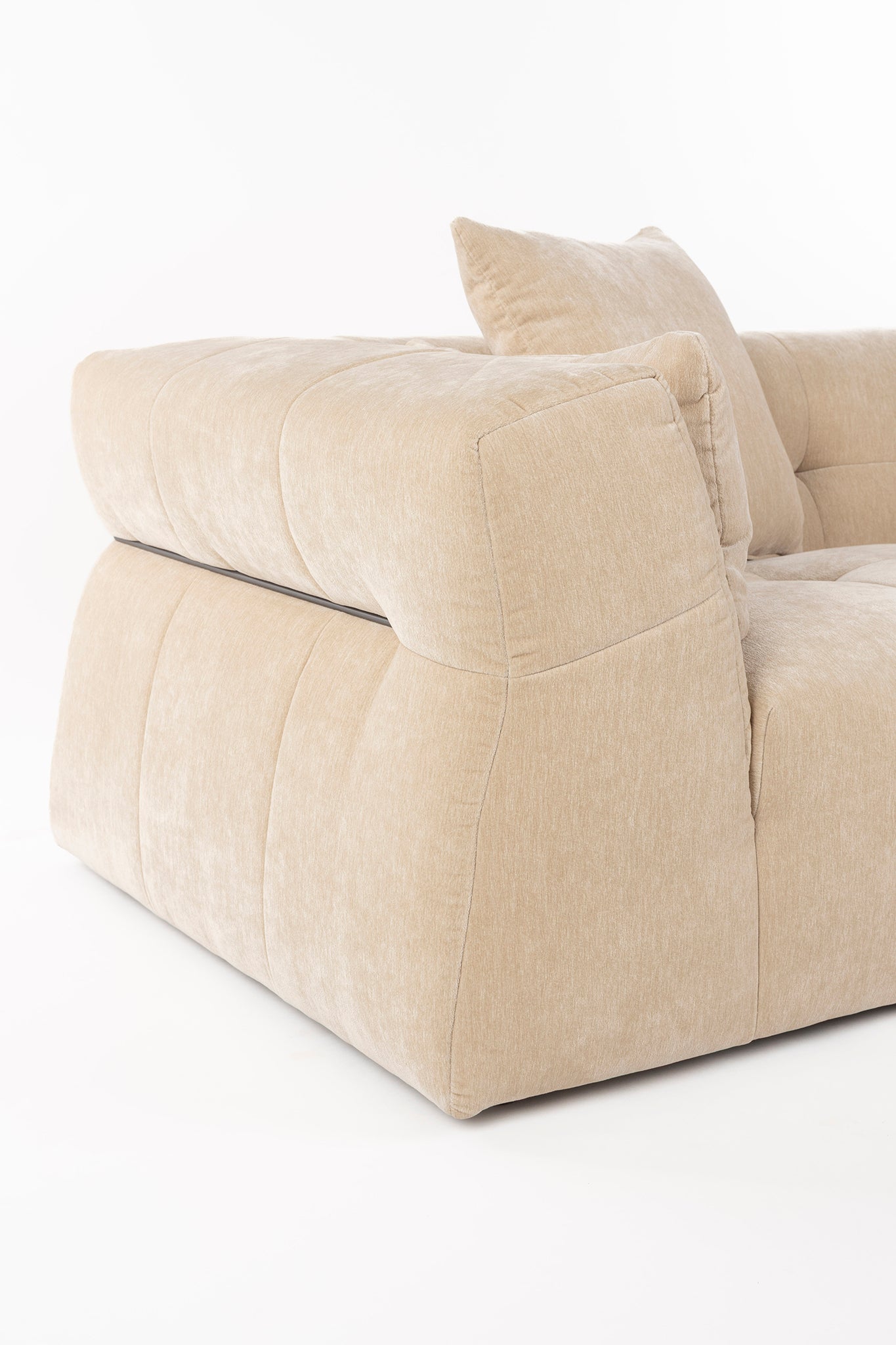 Hodge 4.5 Seater Chaise Longue Sofa