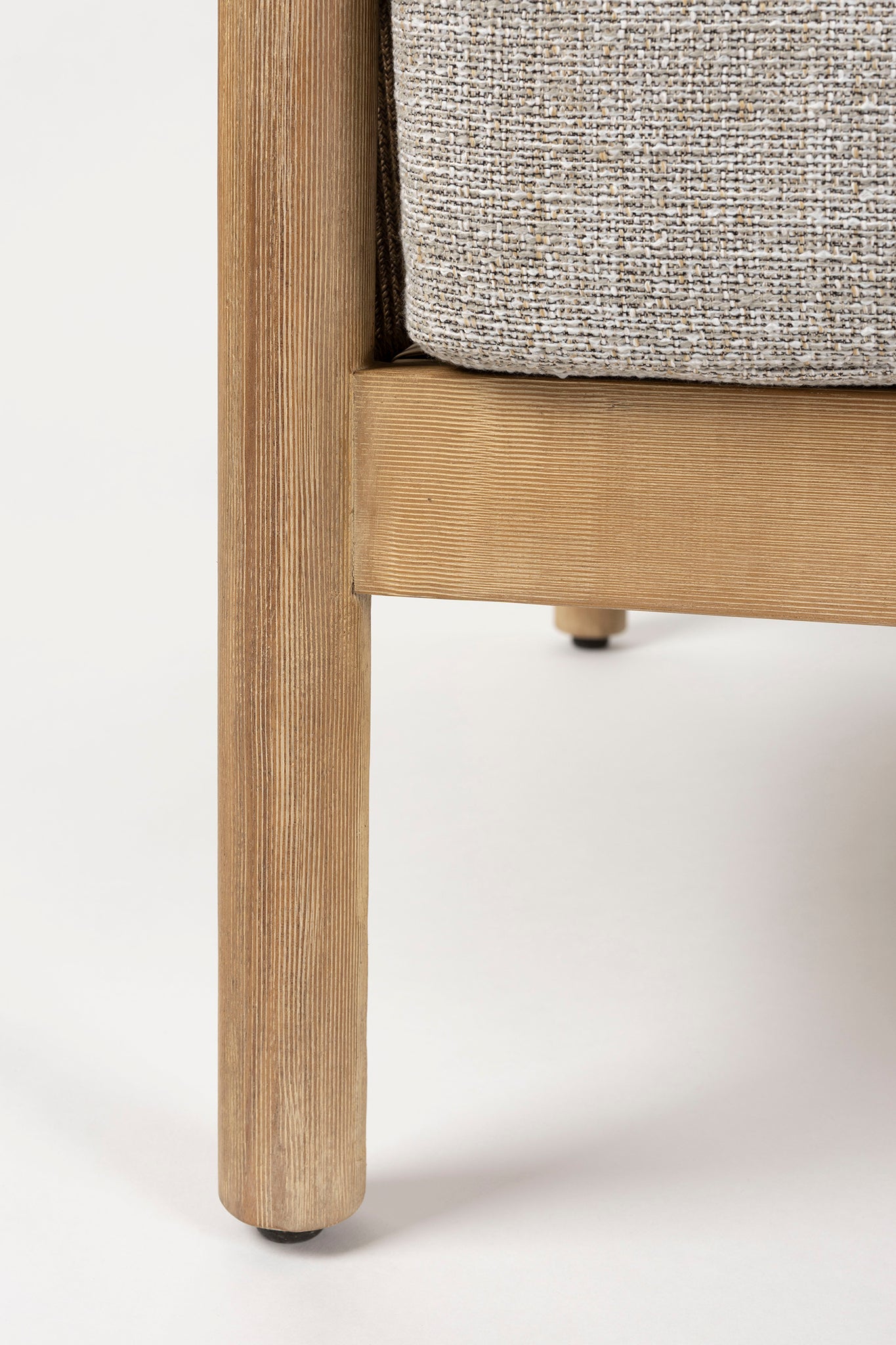 Oasis Outdoor Lounge Chair