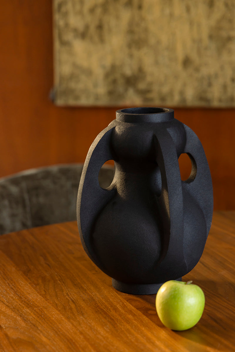 Thiago Black High Vase