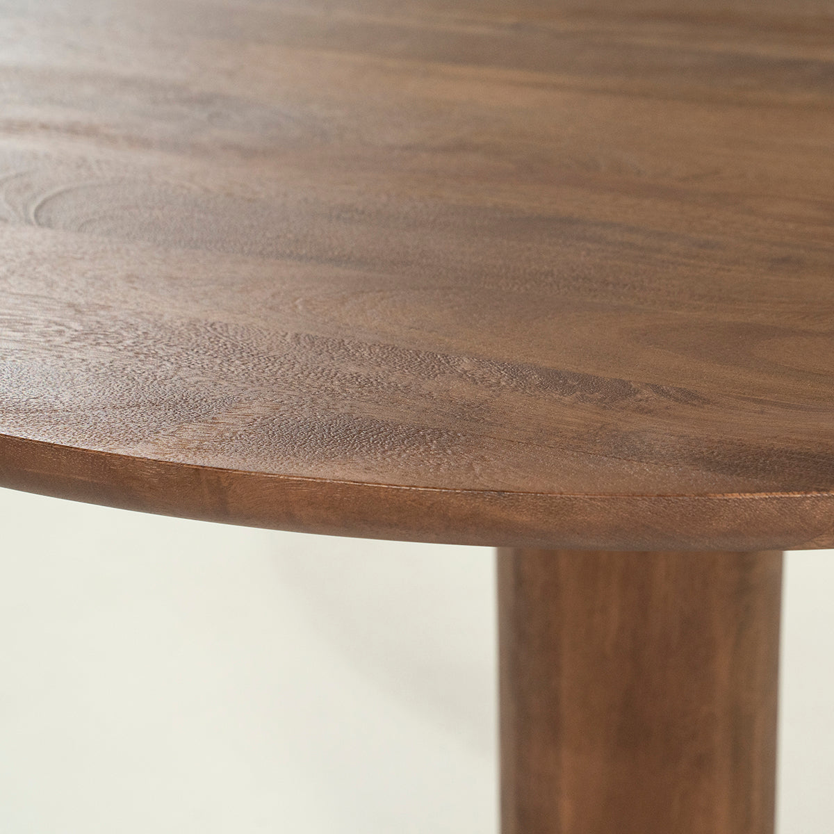 Coco Mango Wood Round Dining Table