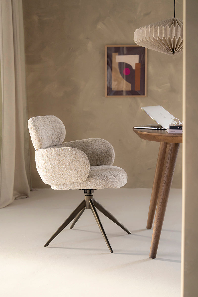 Darcio Gleam Chair