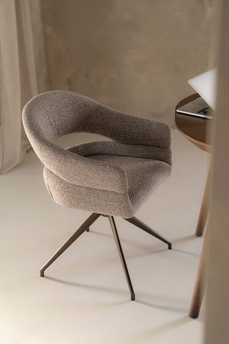 Hailey Eira Chair
