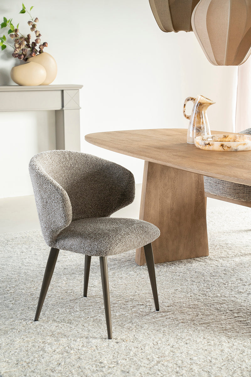 Mateo Niata Chair