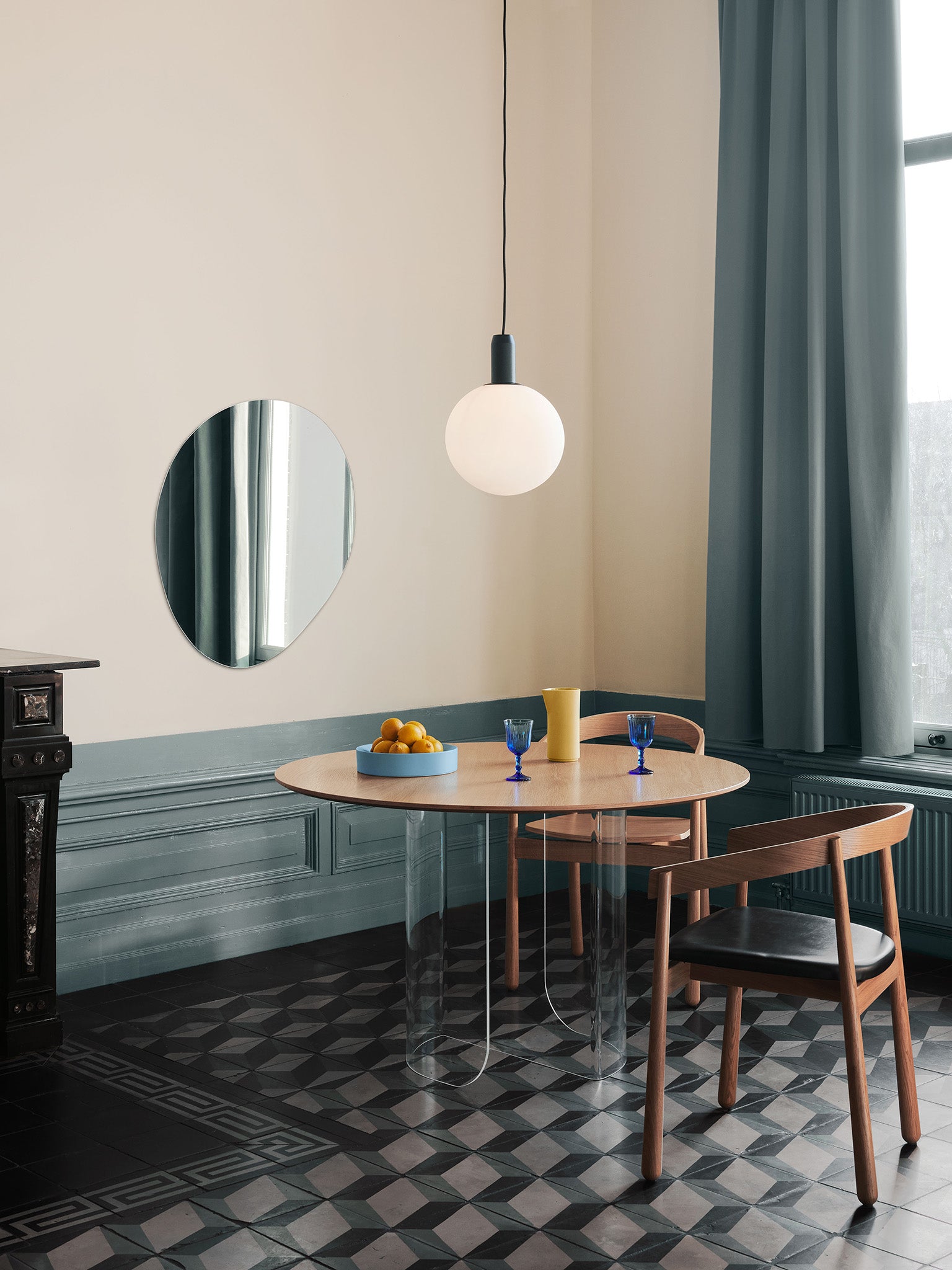 Homerun Vegan Leather Dining Chair