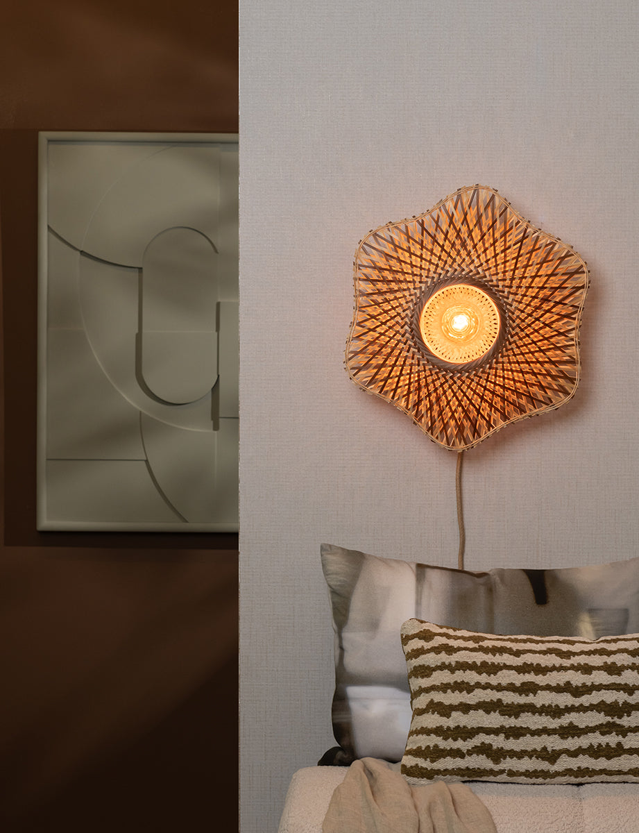 Madura Wall Lamp