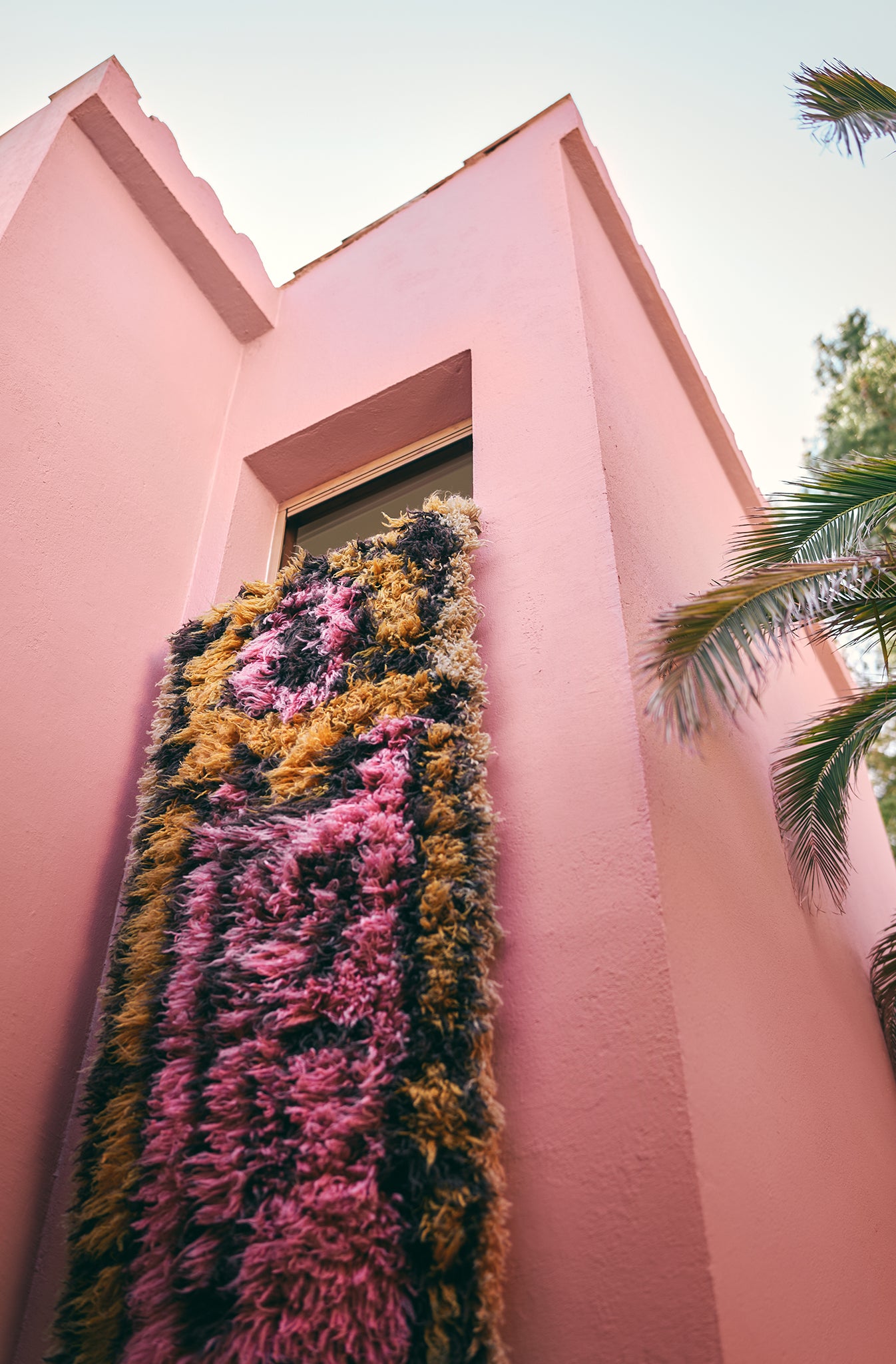 Fluffy South Beach Runner