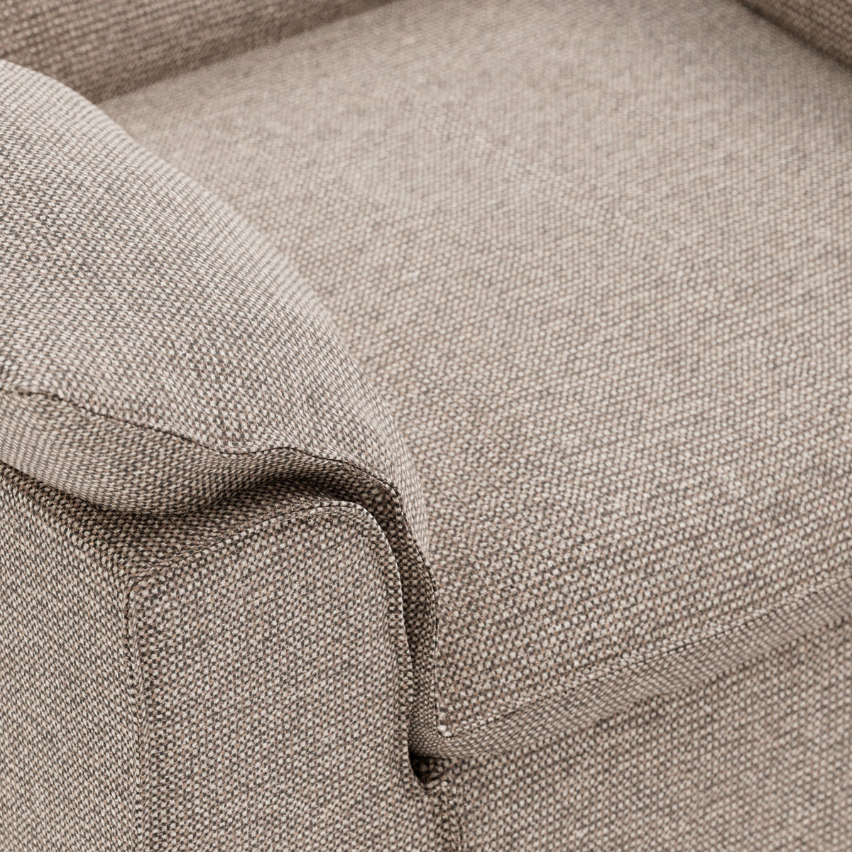 Nomad Loveseat