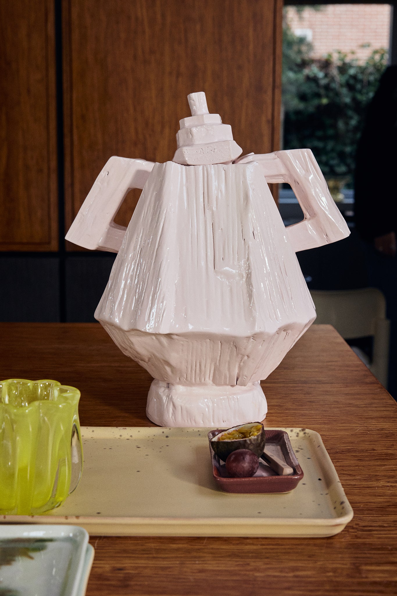 Teun Zwets Lilac Amfora Vase