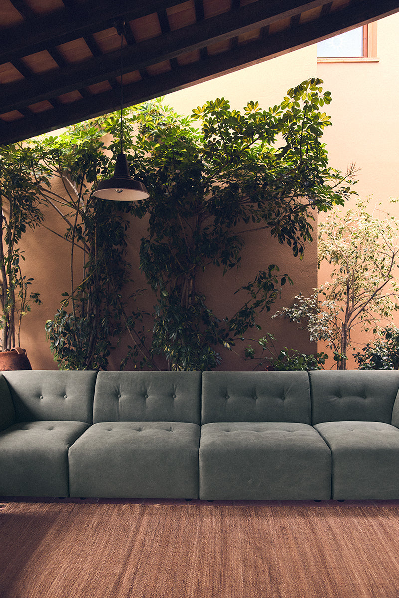 Vint Couch - Element Left