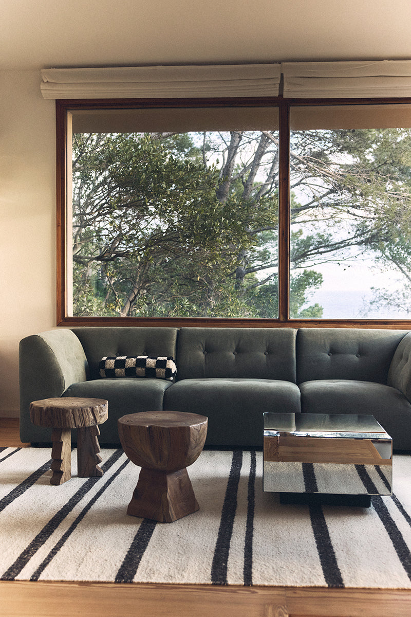 Vint Couch - Element Left