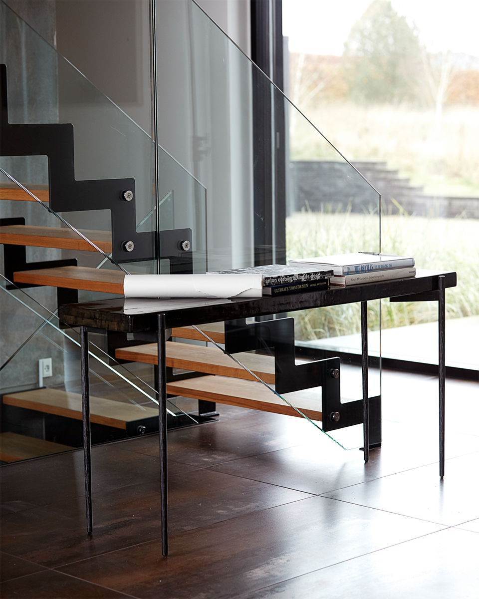 Close Antique Brown Console Table