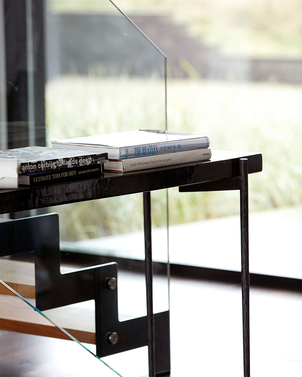 Close Antique Brown Console Table