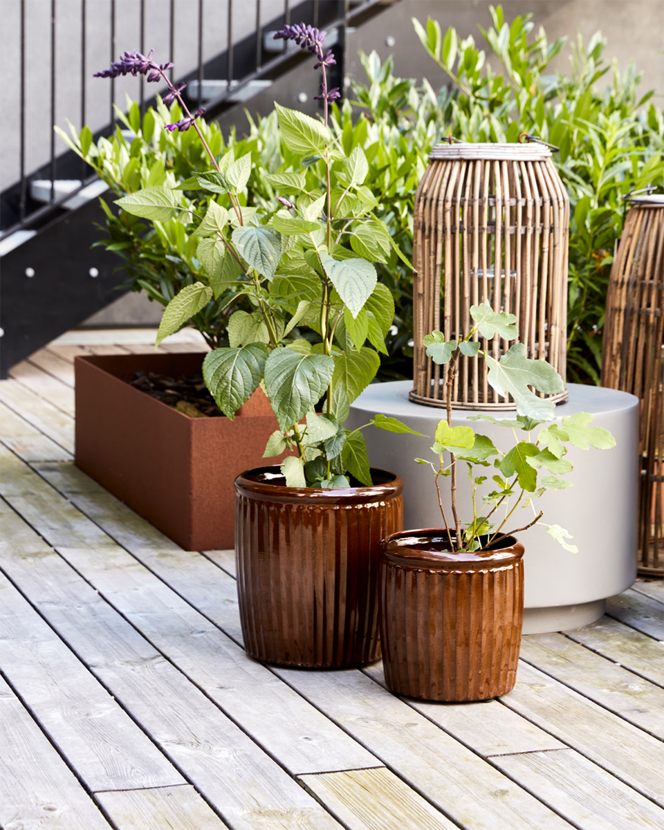 Groove Brown Planter (2/Set)