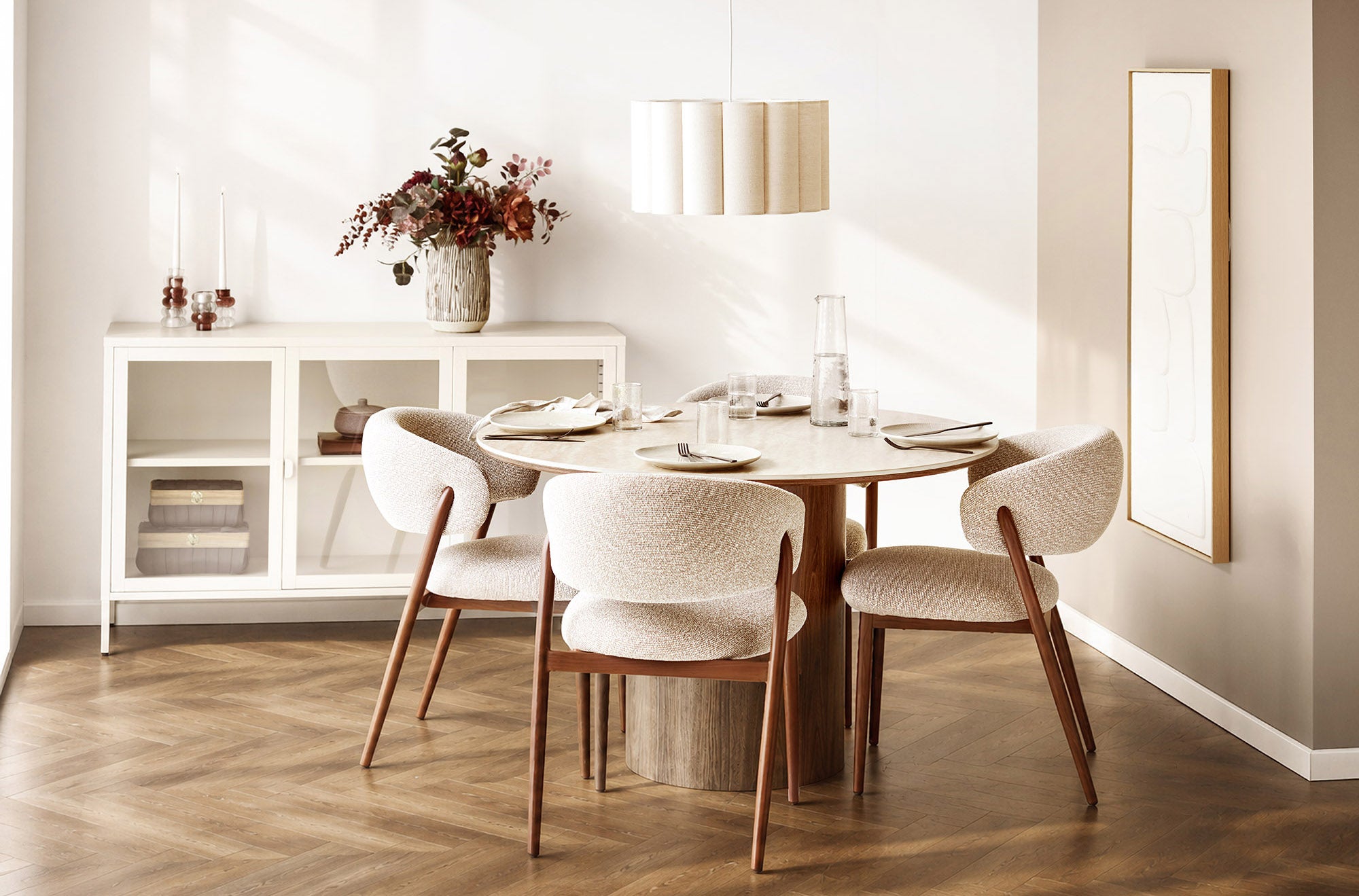 Delphi Round Dining Table