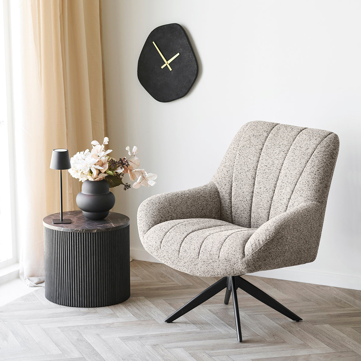 Grandola Swivel Lounge Chair