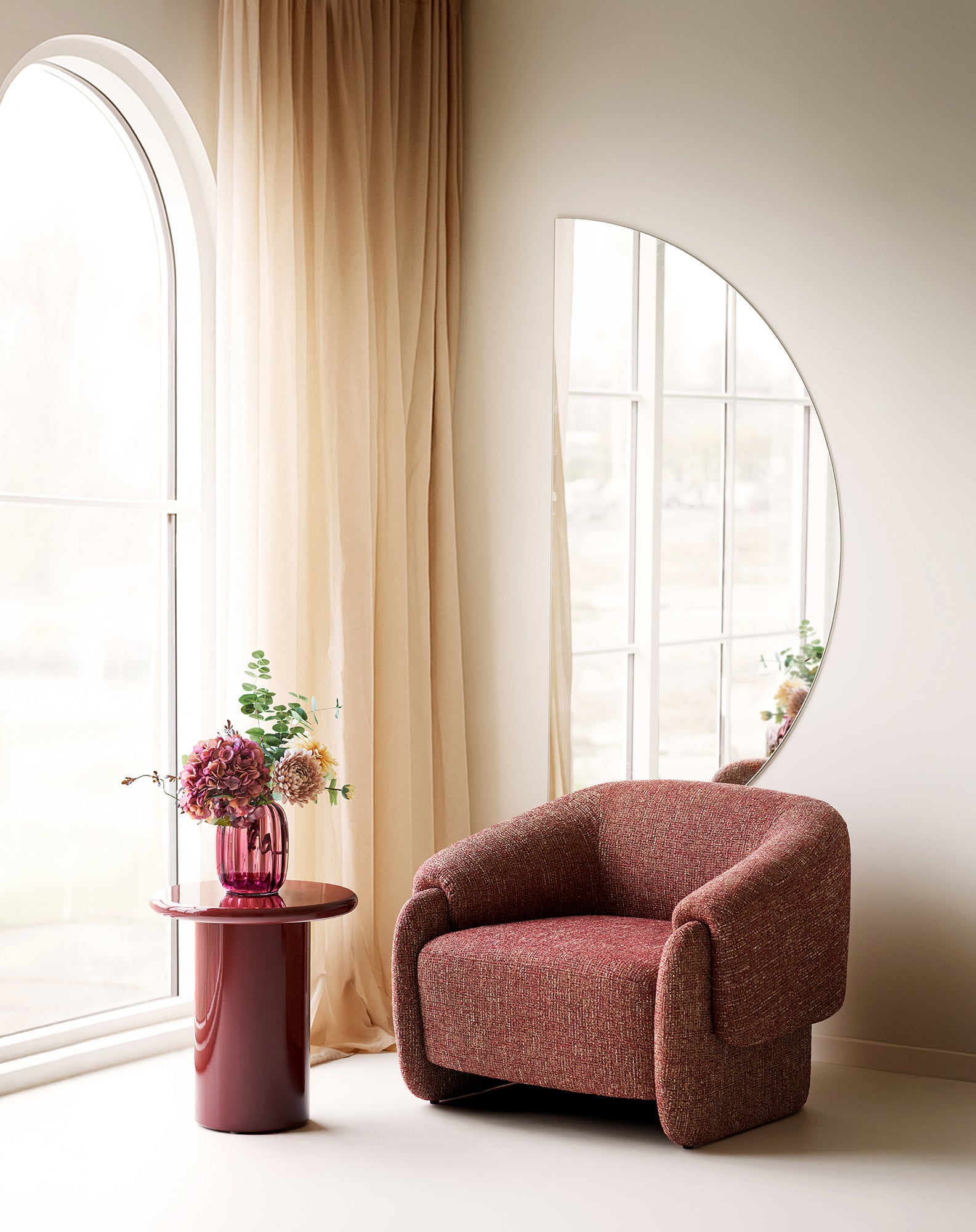 Hamilton Bordeaux Mix Lounge Chair