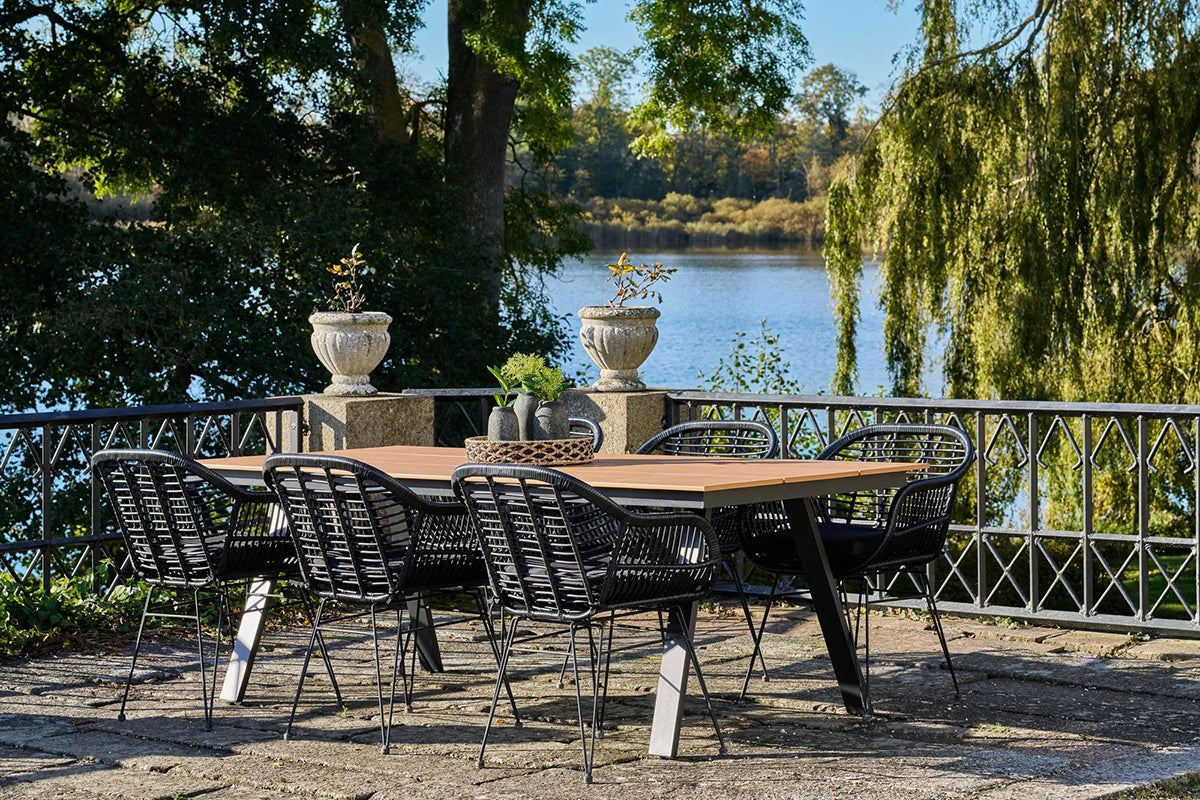 Toronto Garden Table