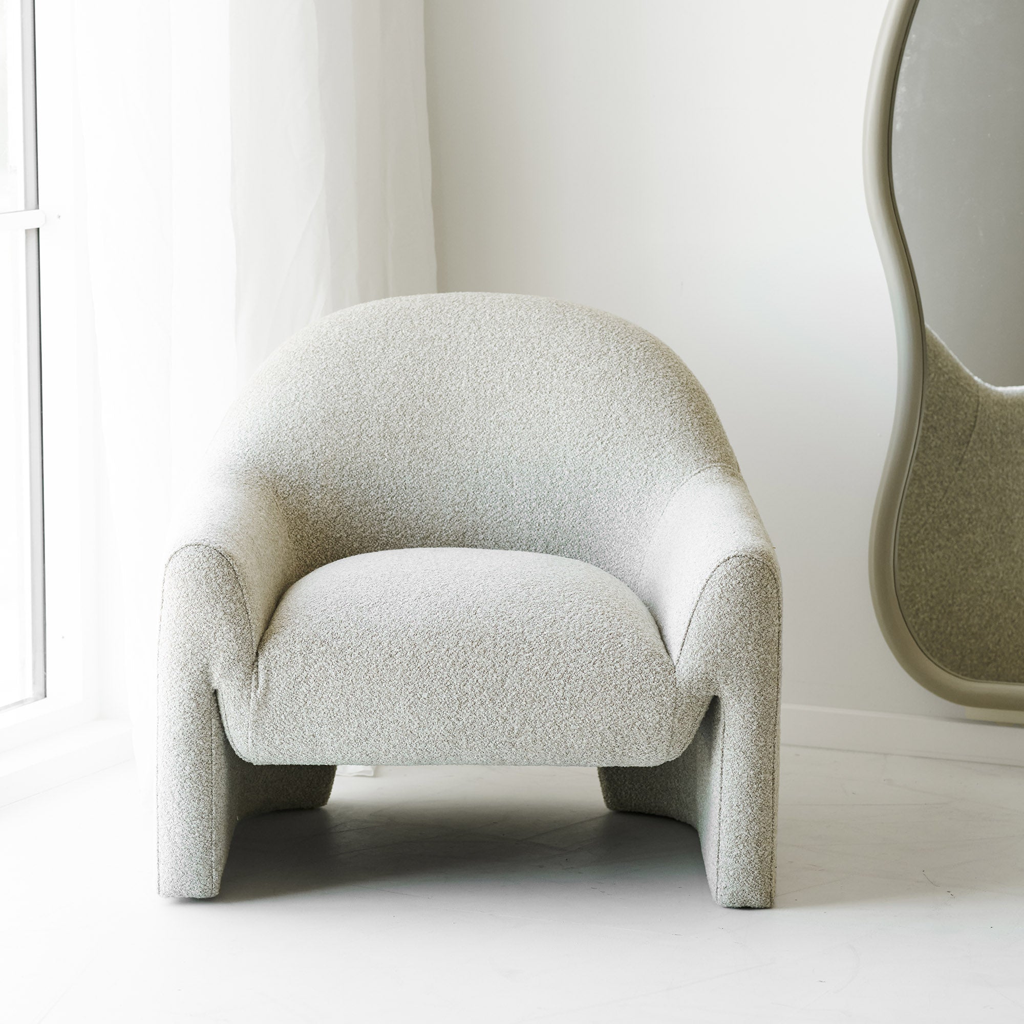 Zahara Lounge Chair