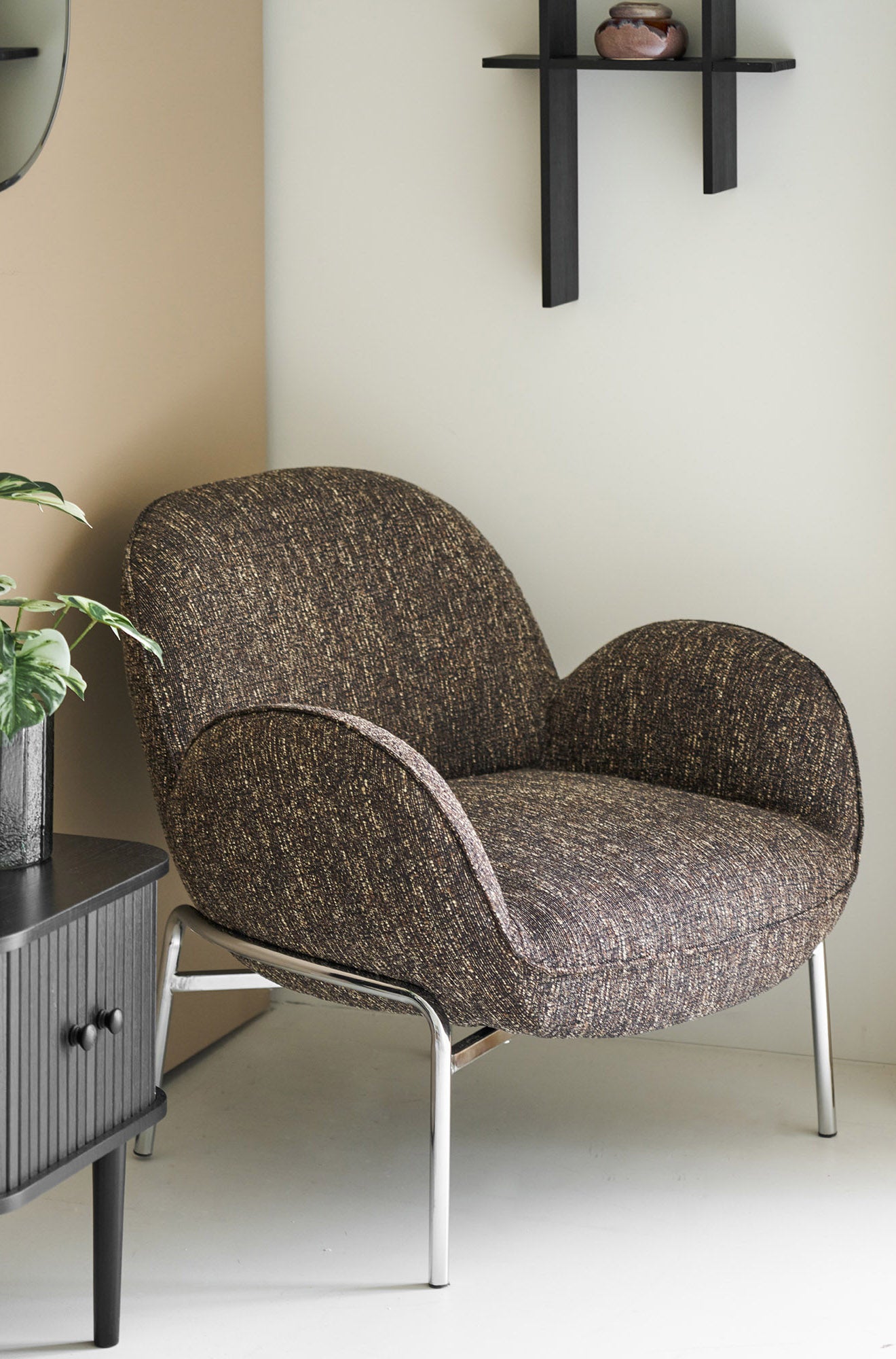 Zomba Lounge Chair