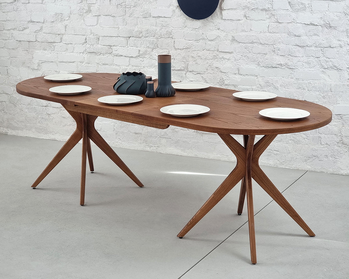 Juubi Oval Dining Table