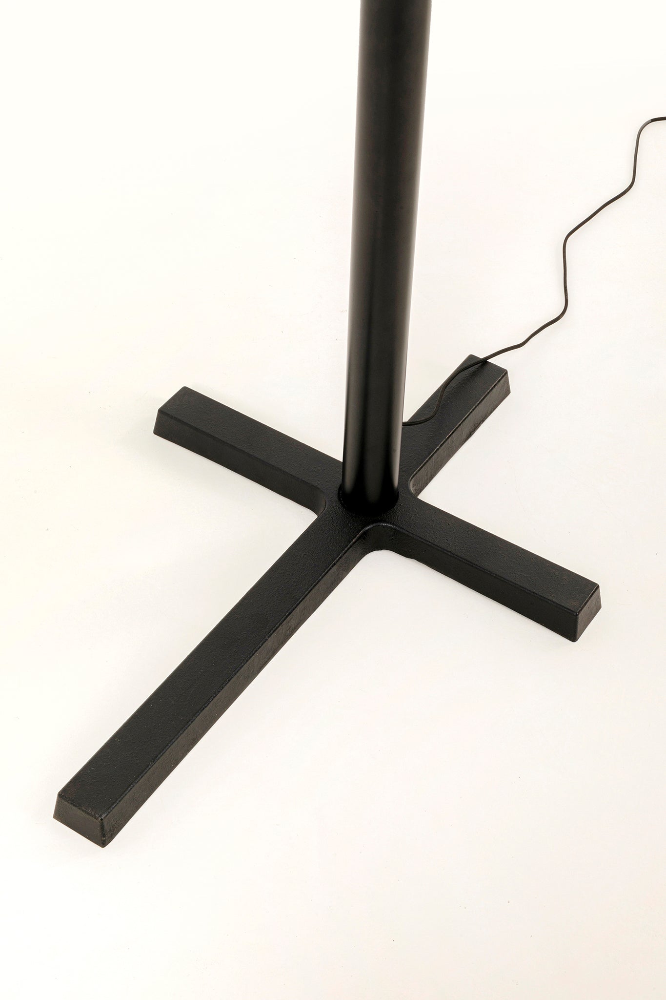 Cappellino Black Matt Floor Lamp