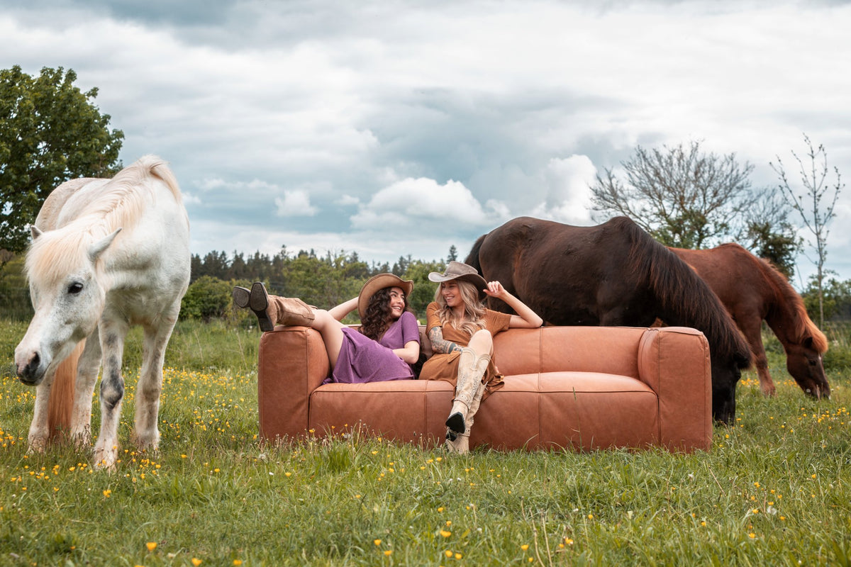 Cubetto Smart Light Brown Leather Sofa