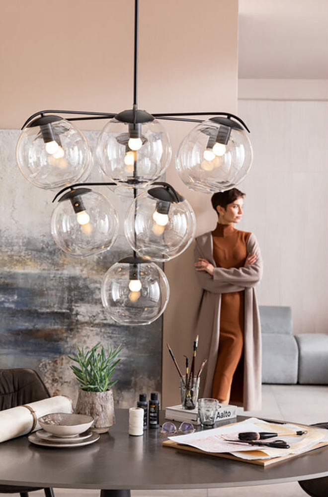 Grande Possibilita Black Oval Table