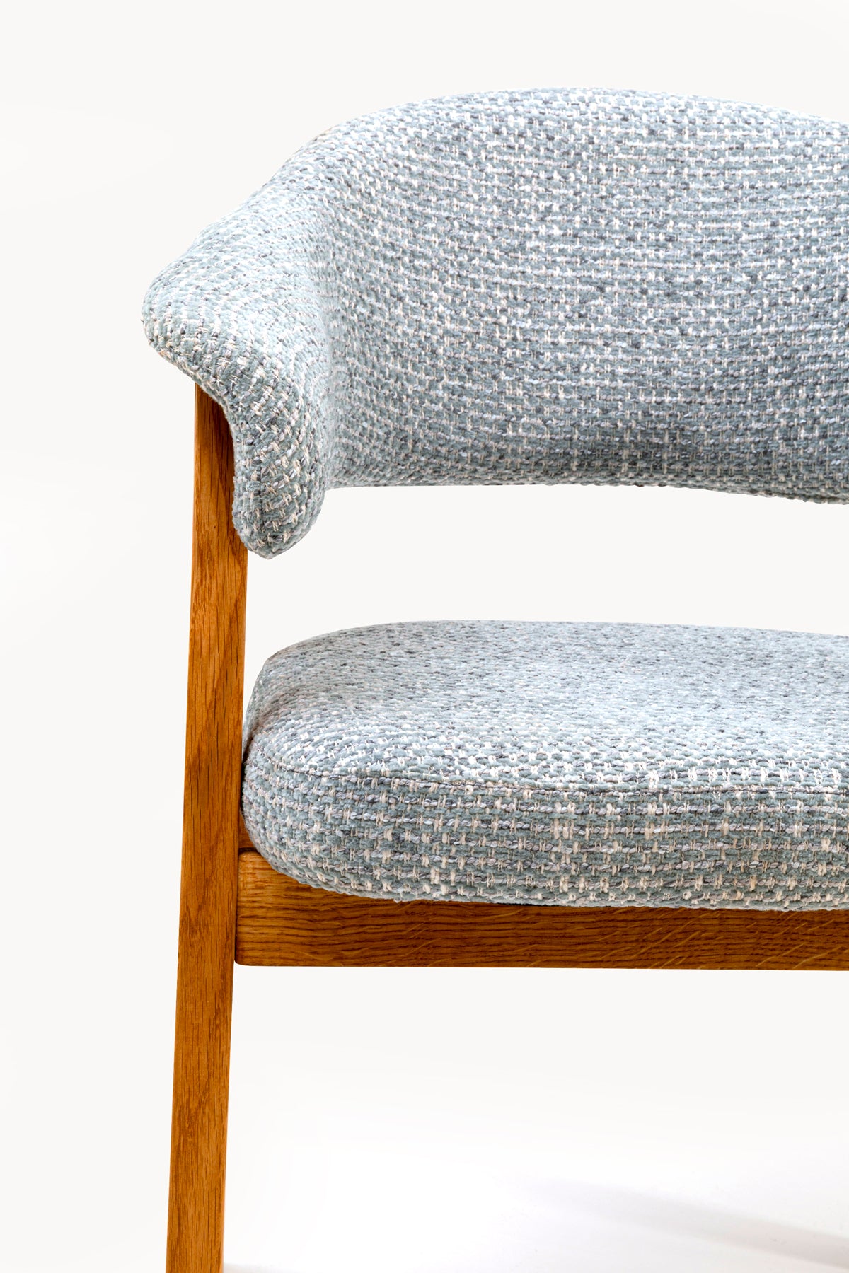 Jonte Boucle Chair with Armrest