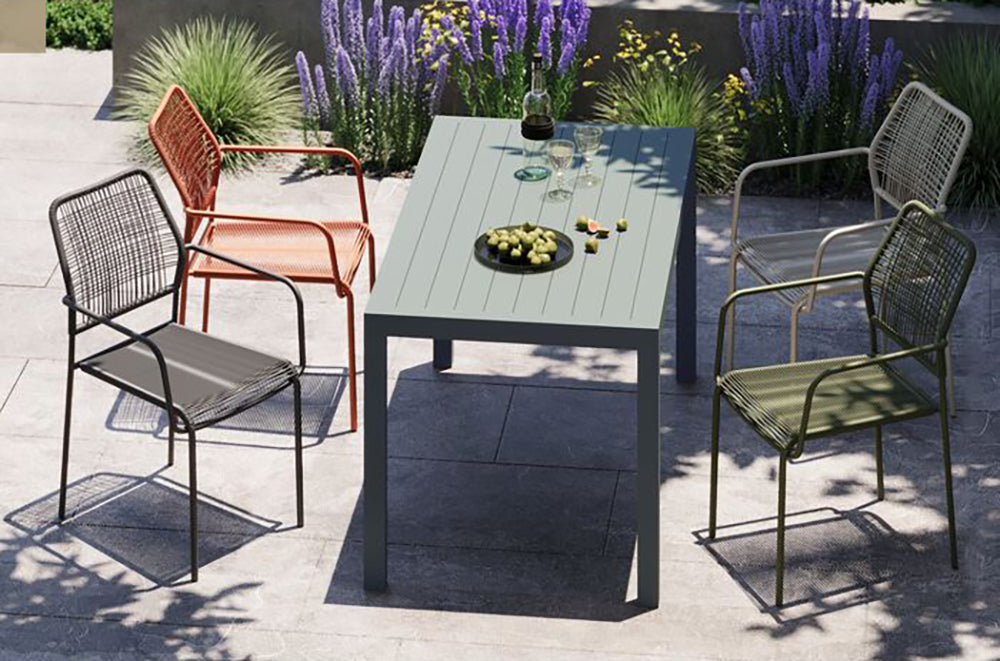 Madagascar Table