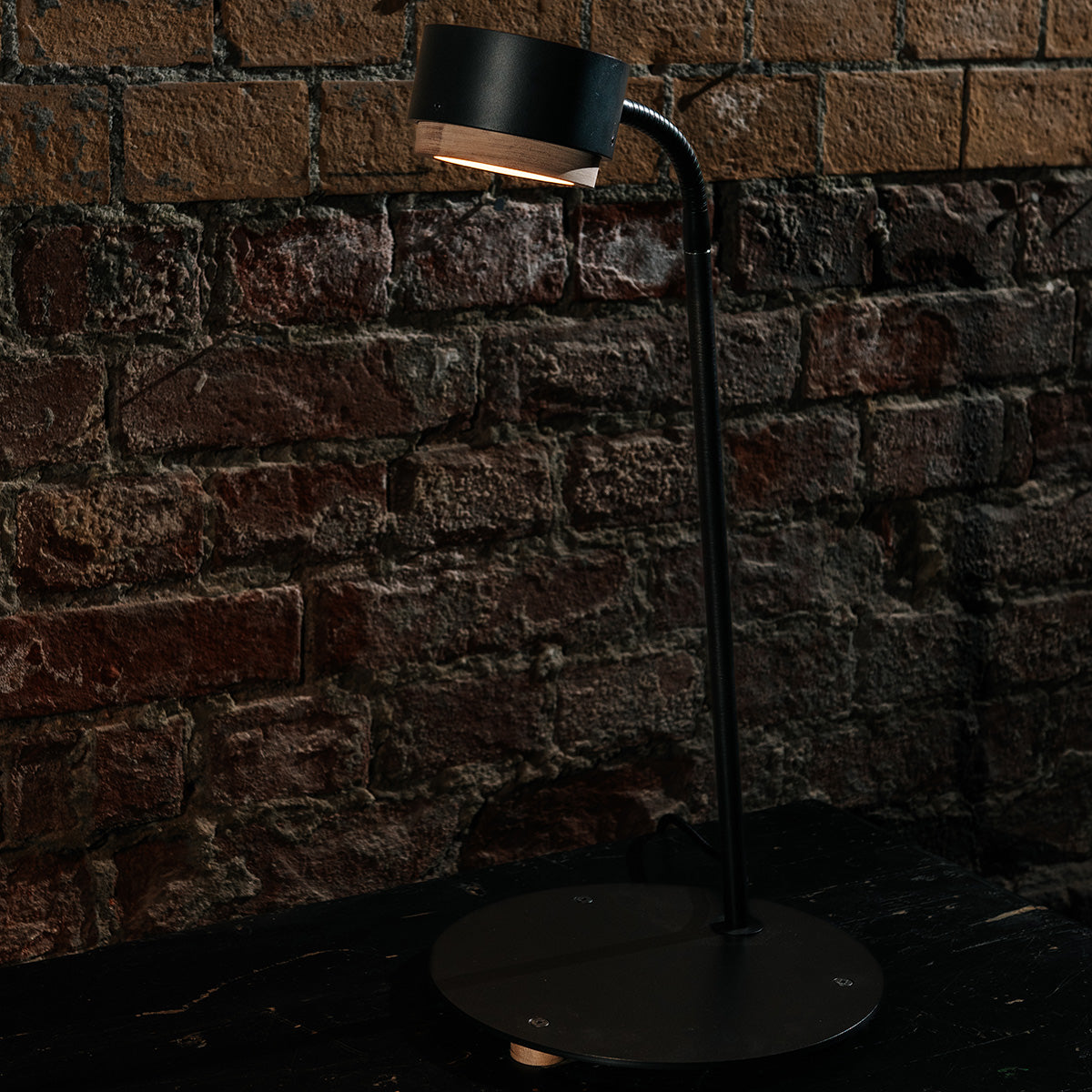 Jubi Wood Table Lamp