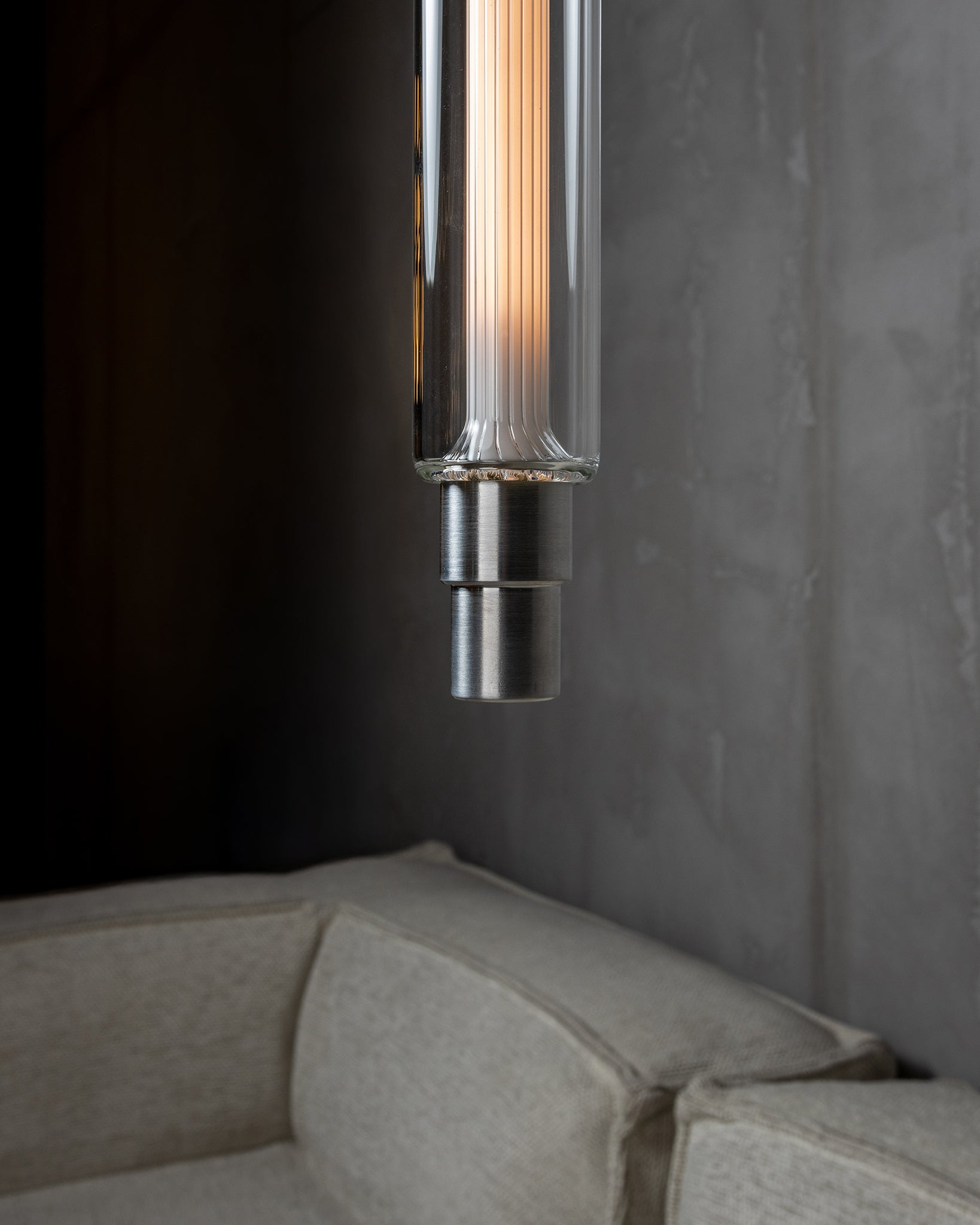 Lunastic Vertical Pendant Lamp
