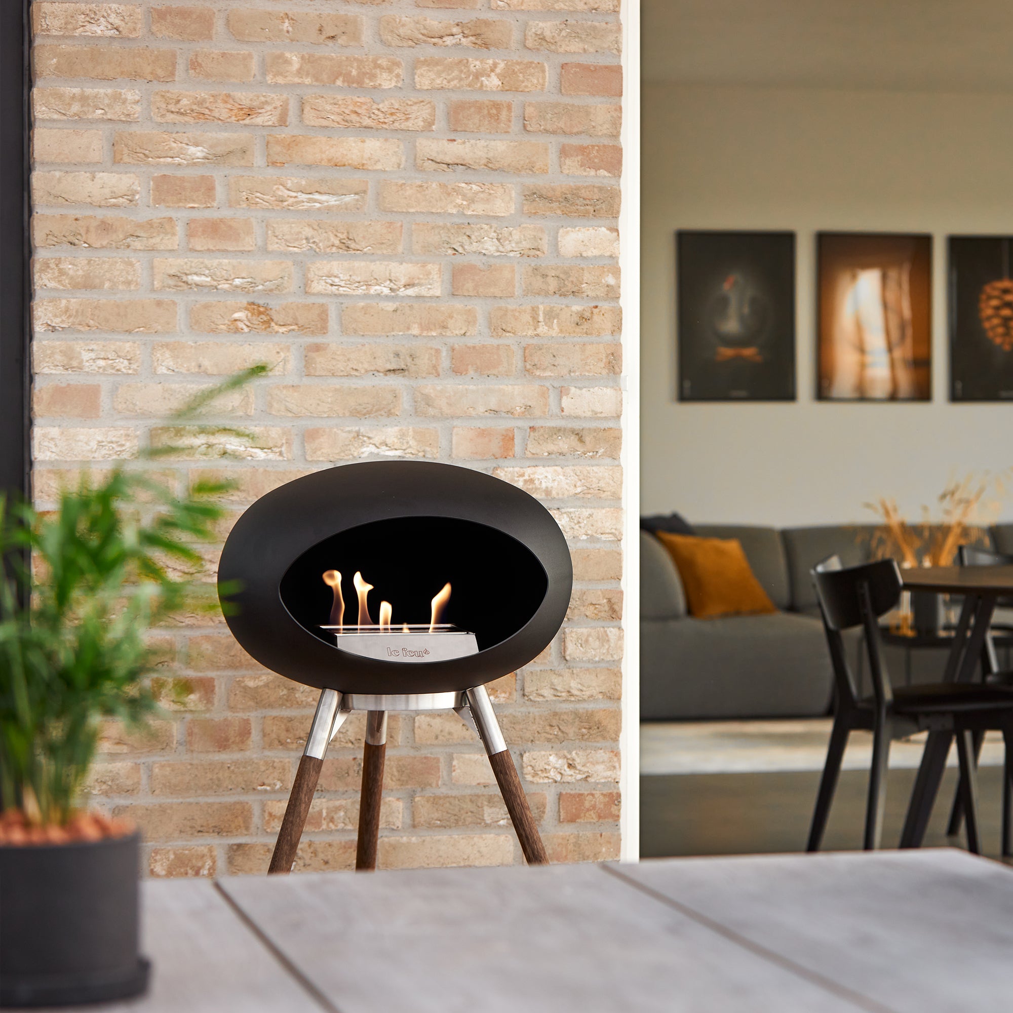 Ground Wood High Black Bio Fireplace