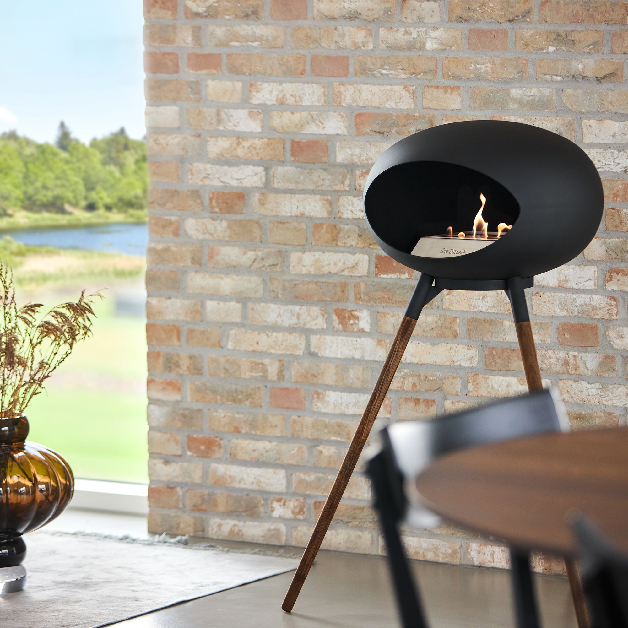 Ground Wood High Black Bio Fireplace
