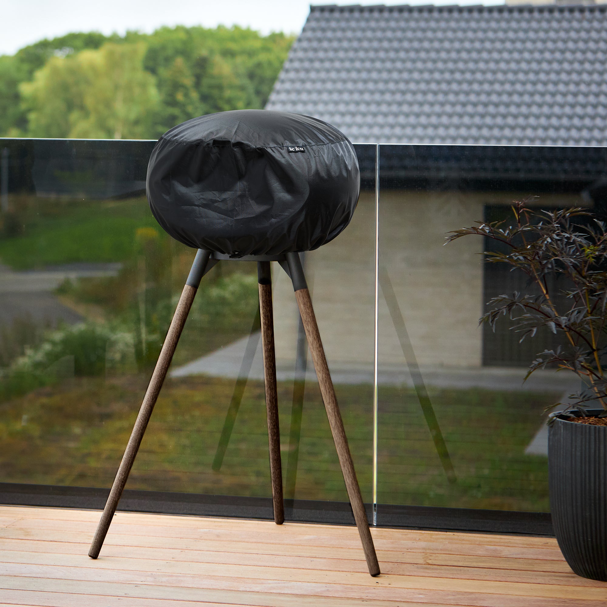 Ground Wood High Black Bio Fireplace