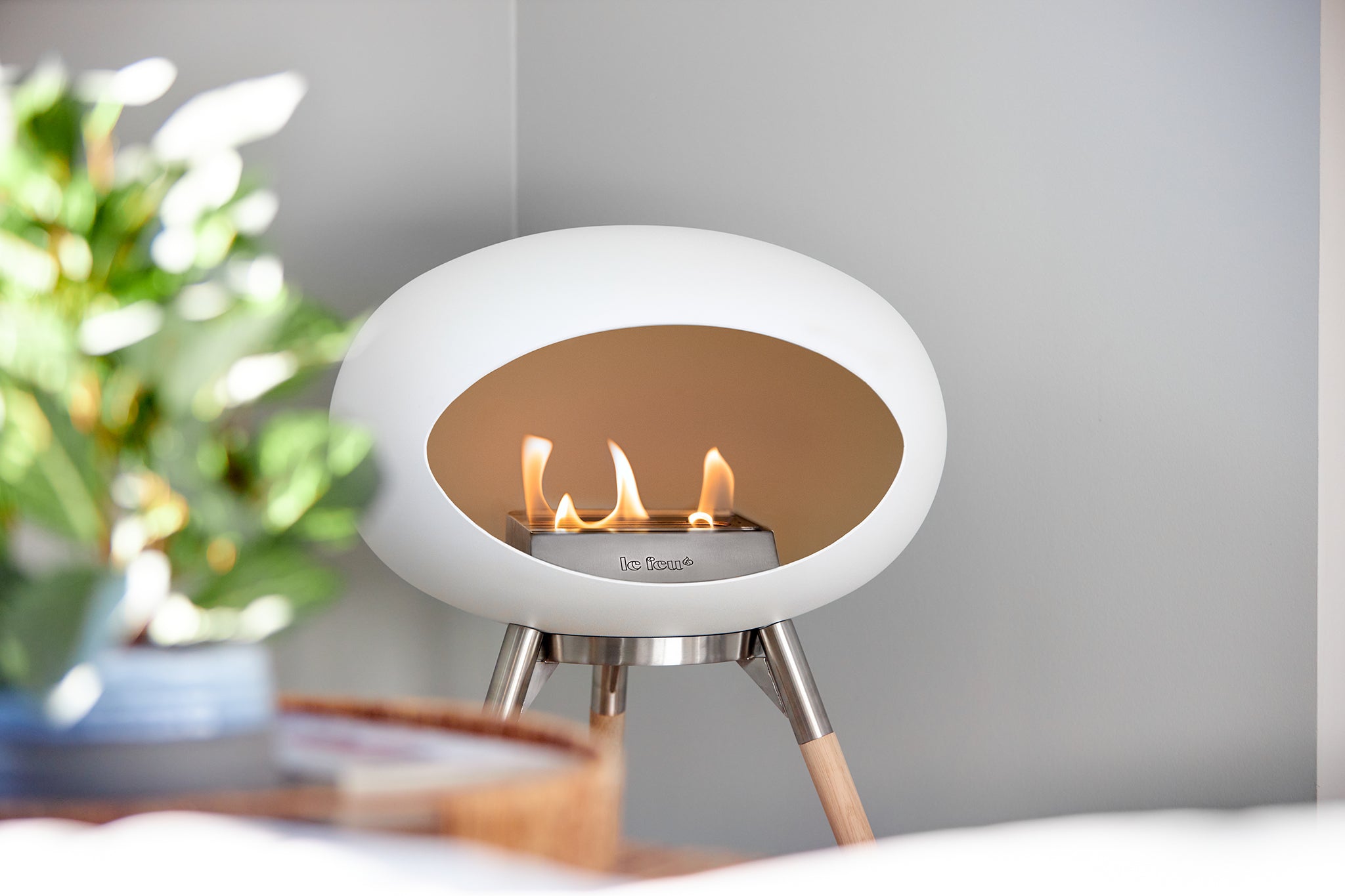 Ground Wood Low Black Bio Fireplace