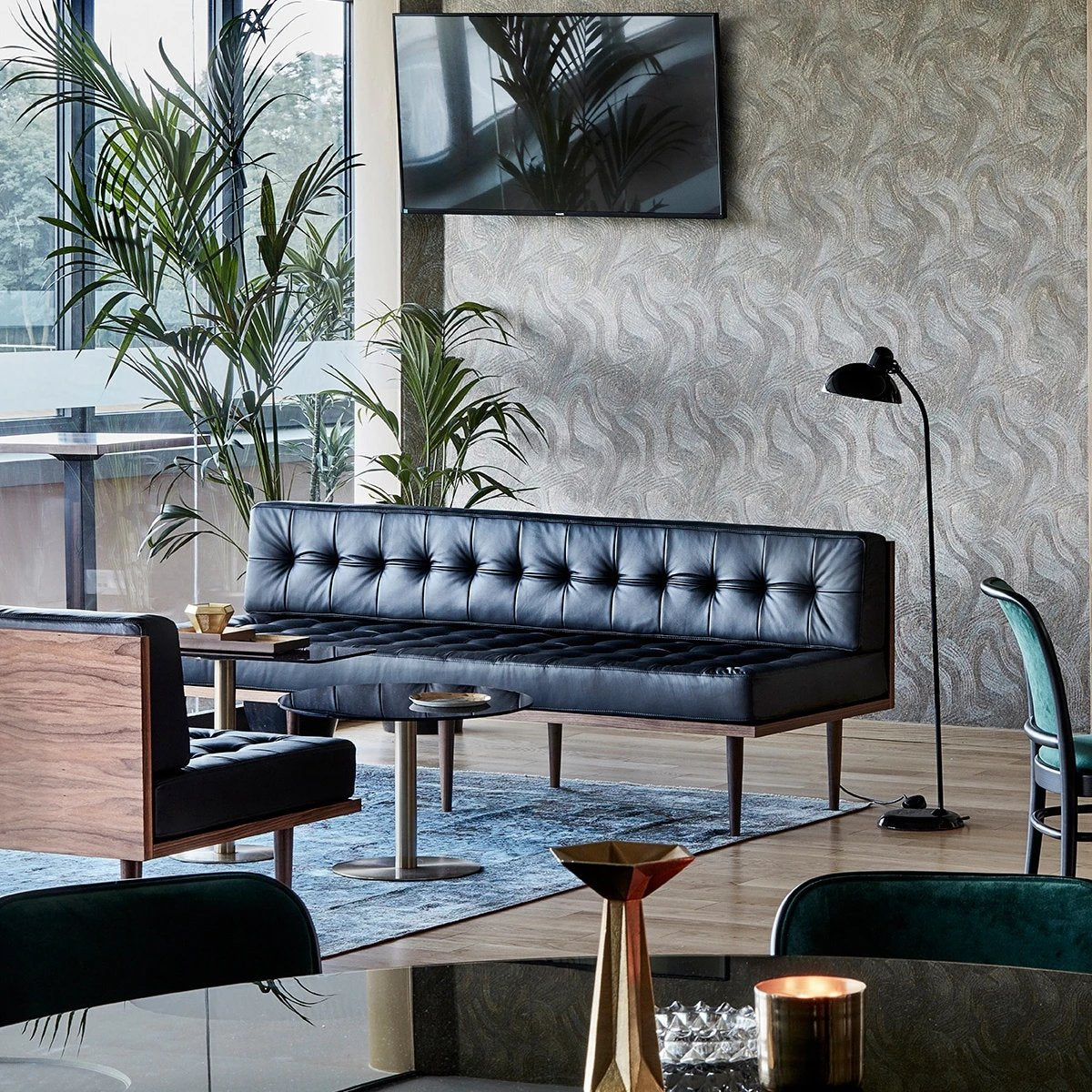 Wall Street Sofa
