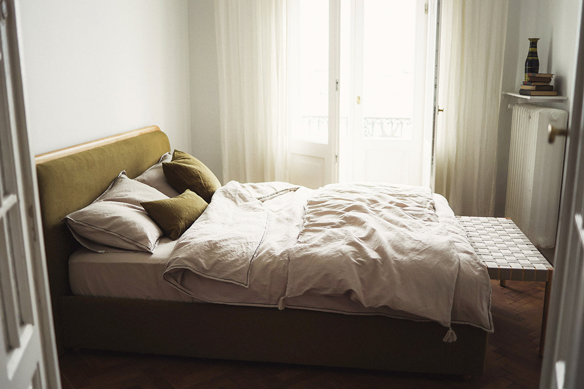 Frame Bed