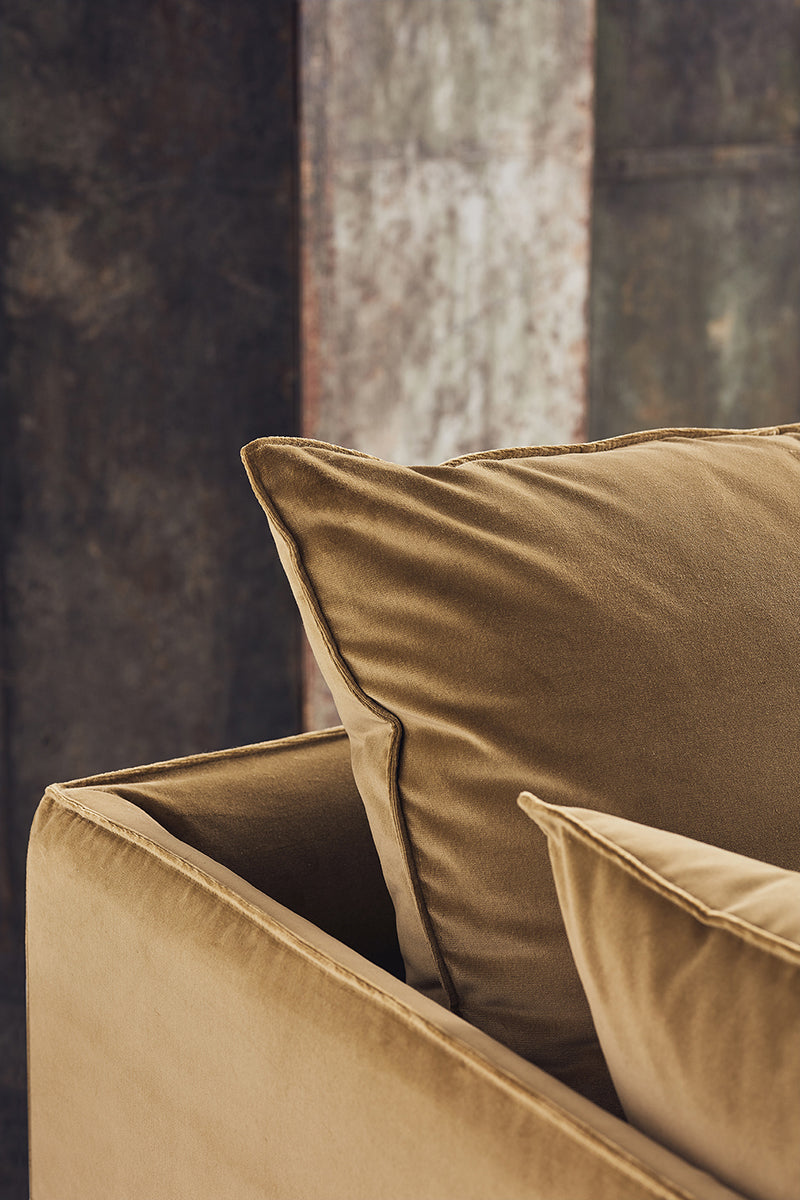 Lama Sofa