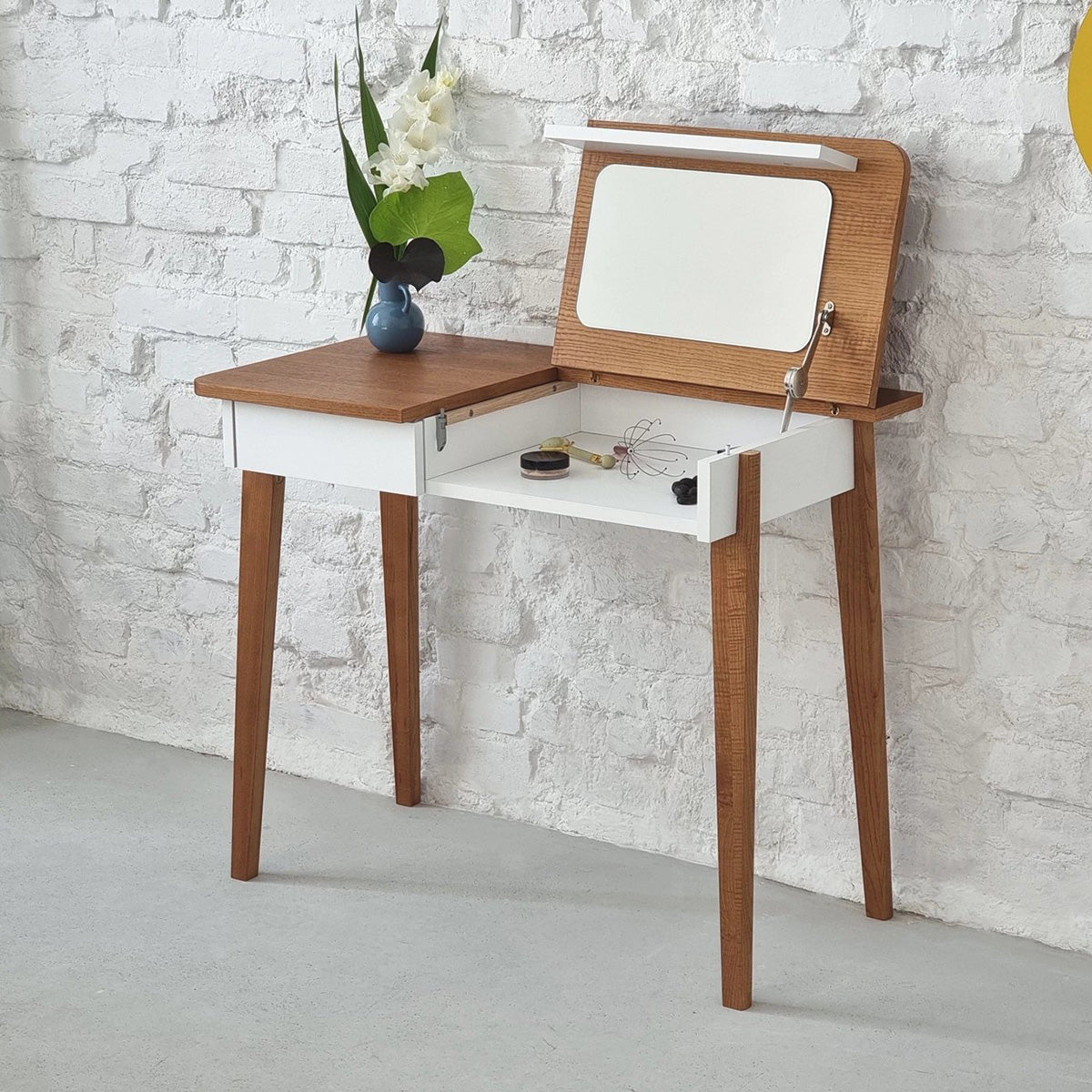 MeWise Veneered Writing Desk Dressing Table