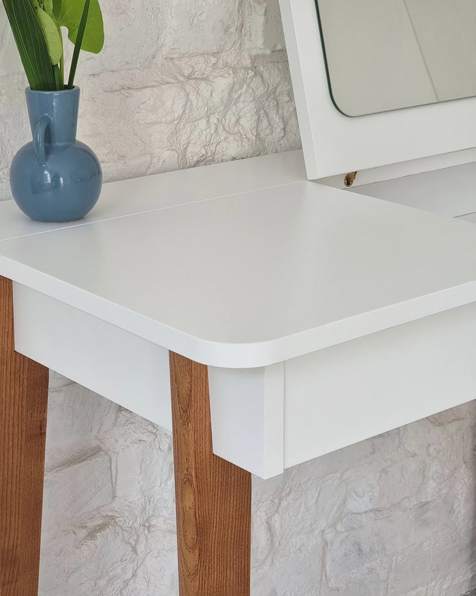 MeWise Writing Desk Dressing Table