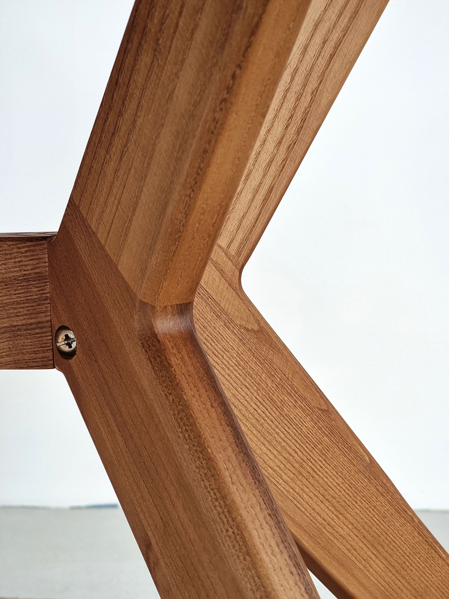 Biju Oval Extendable Dining Table