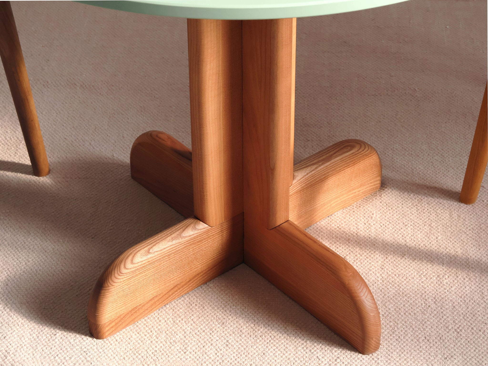 Dega Round Dining Table