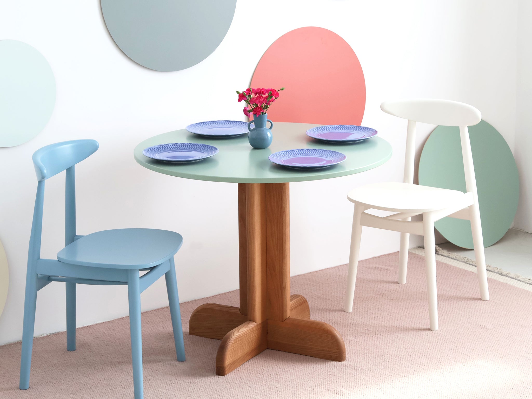 Dega Round Dining Table