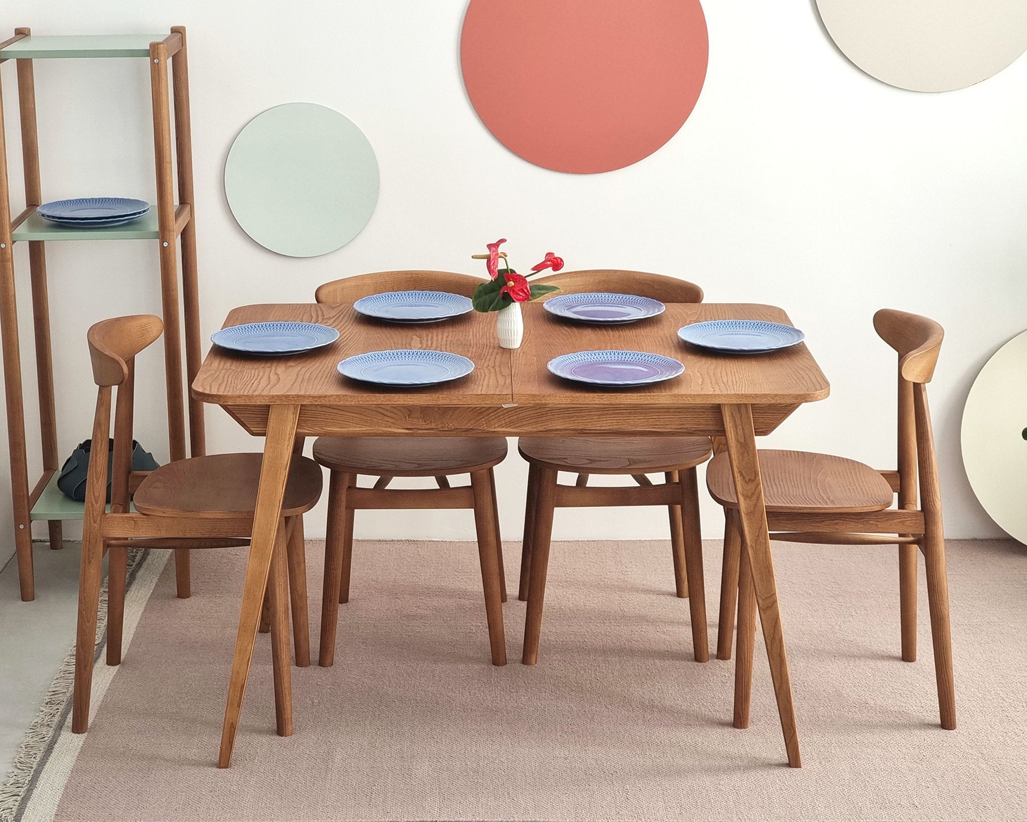Envelope Bold Veneered Extendable Dining Table