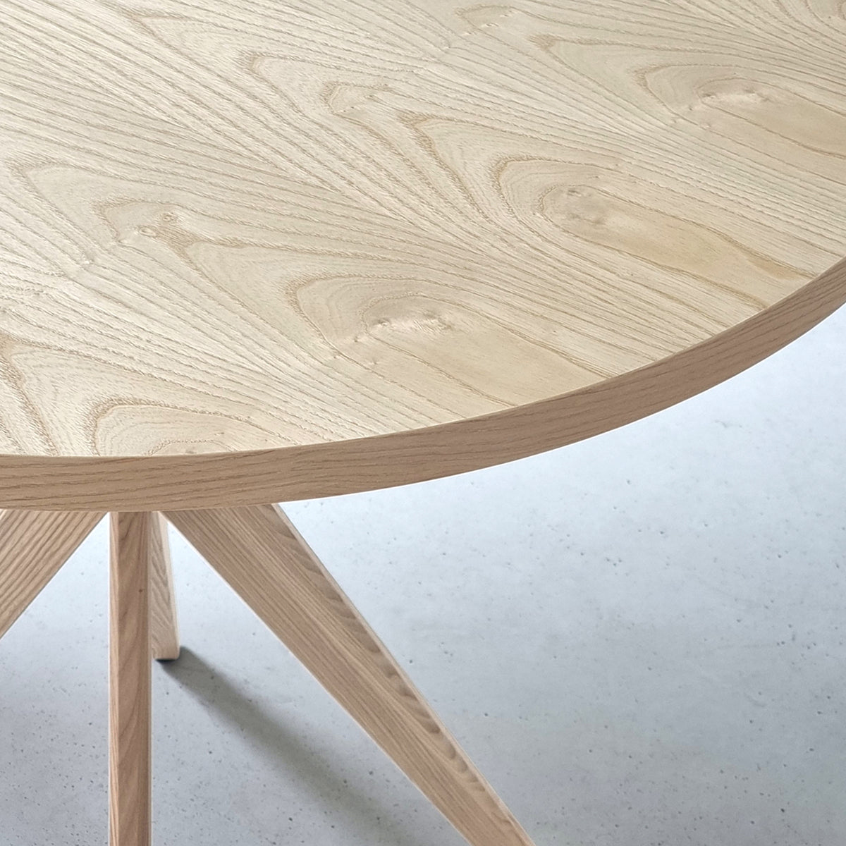 Jubi Bold Round Veneered Dining Table - WOO .Design